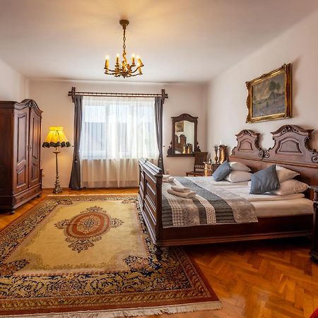 Bed and Breakfast Casa Szabo Сигишоара Экстерьер фото