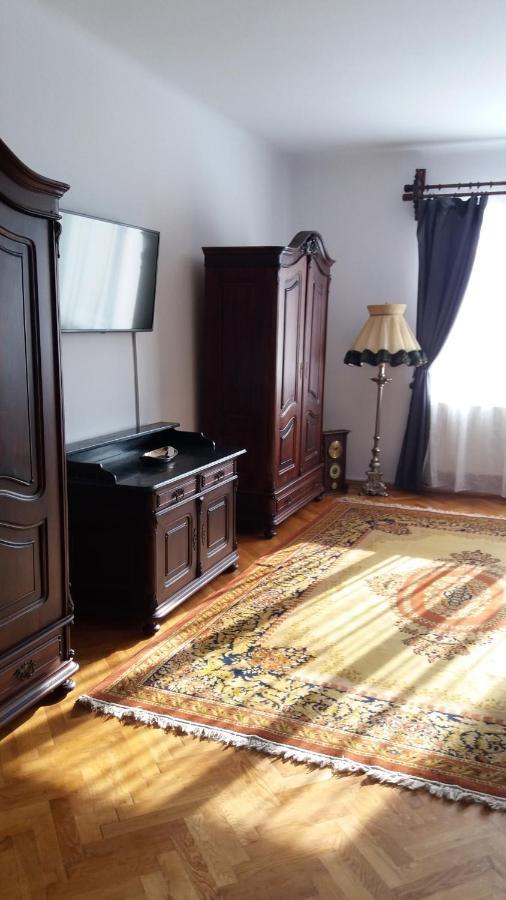 Bed and Breakfast Casa Szabo Сигишоара Экстерьер фото
